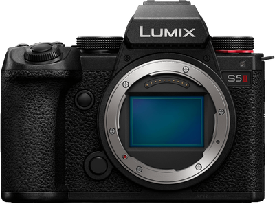 Цифрова фотокамера Panasonic Lumix S DC-S5M2EE Body