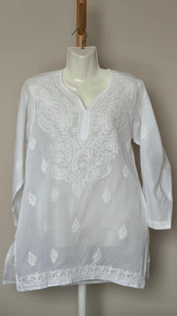 Туніка Fresh Cotton з квітковим мереживом напівпрозора S Білий (3177936)