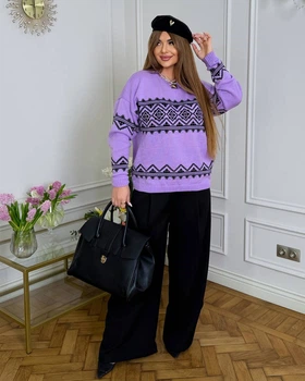Свитер женский теплый с этническим орнаментом сиреневого цвета 39422 One Size