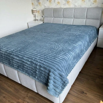 Плед-покрывало флисовый полуторный голубой 150х200 Шарпей Colorful Home PVK11