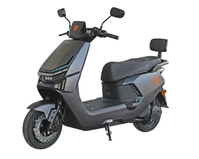 Электроскутер YADEA GT35 (black) 2400 Вт, черный