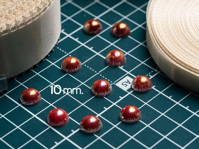 Бусины полукруглые с двумя отверстиями 10 мм Красный (KV-778)