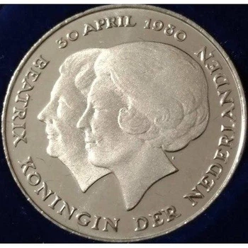 Нідерланди Коронація королеви Беатрікс 2 1/2 гульдена 1980 рік Монети світу