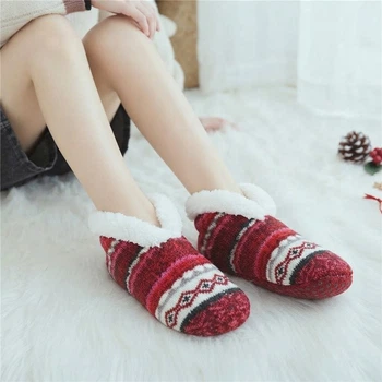 Теплі тапочки-шкарпетки зі стоперами новорічні Honey Fashion Accessories 36-39р (1-5/1)