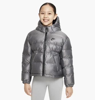 Куртка детская Nike Older Kids' (Girls') Synthetic-Fill Hooded Jacket L рост 152 см Серебряный DR0452-010