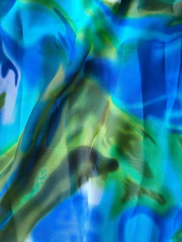Тканина шифон абстрактний принт градієнт синьо-зелений