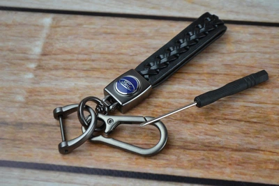 Шкіряний брелок FORD чорний 110 мм, карабін, натуральна шкіра
