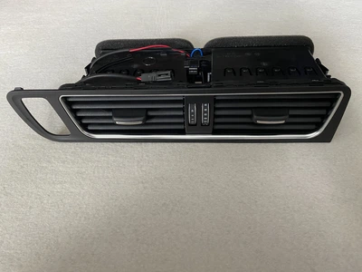 Дефлектор воздуховод центральный салона Audi Q5 2G 2008-2017