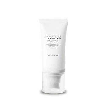 Солнцезащитный крем для выравнивания тона кожи SKIN1004 Madagascar Centella Tone Brightening Tone-up Sunscreen 50 мл