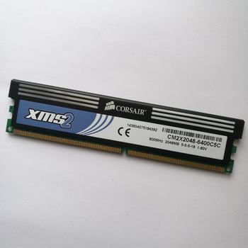 Игровая оперативная память Corsair DDR2 2Gb 800 MHz PC2 6400U CL5 (CM2X2048-6400C5C) Б/У