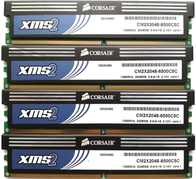 Комплект оперативной памяти Corsair DDR2 8Gb (4*2Gb) 1066MHz PC2 8500U CL5 2R8 (CM2X2048-8500C5C) Б/У