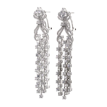 Серебряные серьги с фианитами C12582 Діамант