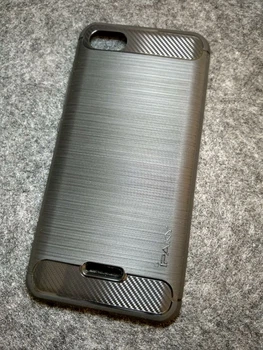 Силиконовый бампер Ipaky с карбоновыми вставками для Xiaomi Redmi 6a (чёрный)