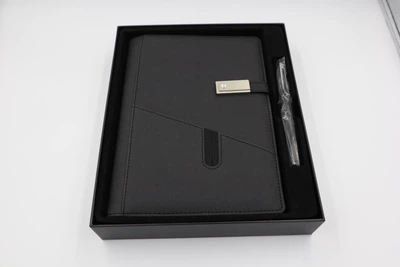 Ежедневник Universal Book 3 в 1Уникальный блокнот-органайзер + Powerbank 8000 mAh + Флешка 16 Гб + ручка Черный
