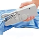 Швейная мини-машинка ручная портативная Handy Stitch для рукоделия на батарейках - изображение 2