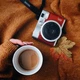 Камера моментальної друку Fujifilm Instax Mini 90 Neo classic Red + Набір паперу в Подарунок! - зображення 2