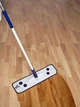 Швабра для пола Smart "Бытовая" Mopp Microfiber System белая с 2 насадками 45х150 см - изображение 5
