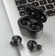 Беспроводные вакуумные Bluetooth наушники Air Twins A6 TWS гарнитура с боксом для зарядки - изображение 4