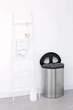 Двосекційний бак для білизни 55 л Brabantia 105029 з пластиковою кришкою - зображення 10