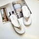 Удобные, модные шлепанцы через палец на платформе белые Fashion 888-1 36 - изображение 9
