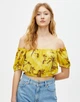 Топ Pull & Bear жовтий в візерунки TJAEL569 M - изображение 2