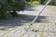 Сапа Fiskars для прибирання трави між плиткою і бруківкою (1019604/136543) - зображення 2