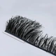 Пір'я страуса на стрічці KV Feathers 10-15 см, чорно-білий, 1 м PS027 - зображення 2