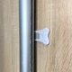 Замок-блокиратор для шкафа-купе МВМ kids 2 шт BS-19 белый (BS-19 WHITE) - изображение 3