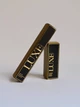 Подарунковий набір Luxe: Туш для вій AVON LUXE (чорна), Помада LUXE Runaway Plum (Сливовий сапфір) - зображення 3
