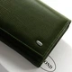 Женский кожаный кошелек на магнитах с визитницей Dr.Bond W1046-2 dark-green - изображение 3