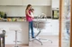 Кроватка-стульчик Chicco Baby Hug 4в1 Коричневая (79173.18) (8058664107087) - изображение 9