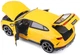Model Bburago Lamborghini Urus 1:18 żółty (18-11042Y) (4893993010929) - obraz 6