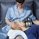 Подушка ортопедическая туннель для шеи из пены с эффектом памяти Memory Foam Pillow изогнутая анатомическая подушка для сна Белая - изображение 6