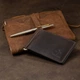 Шкіряний чоловічий затиск для грошей GRANDE PELLE 11540 Коричневий - зображення 9