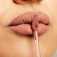 Жидкая матовая помада ELF LIQUID MATTE LIPSTICK Praline 3 мл 81166 - изображение 3