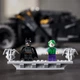 Zestaw klocków LEGO DC Super Heroes Batman 2049 elementów (76240) - obraz 4