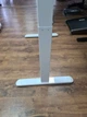Офісний стіл з регулюванням по висоті Ergolife 2 White Platinum 1380*800*18 мм прямокутний - зображення 7