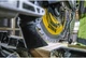 Пила торцювальна безщіткова акумуляторна DeWALT DCS727N - зображення 6