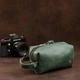 Женская кожаная косметичка GRANDE PELLE 11573 - изображение 5