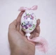 Авторское Пасхальное белое деревянное яйцо "Розочки и зайка" с хвостиком UAMAZE 6х4см - изображение 7