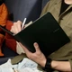 Чохол SwitchEasy CoverBuddy Folio Lite for iPad Pro 11" (2020) Army Green (GS-109-98-181-108) - зображення 6