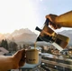 Гейзерная кофеварка Bialetti Moka Express на 6 чашек, 270 мл, на газу, для приготовления кофе эспрессо - изображение 4