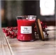 Ароматическая свеча Woodwick Medium Crimson Berries с ароматом рождественских ягод 275 г - изображение 2