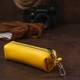 Яркая женская ключница Shvigel 16540 Желтый - изображение 8