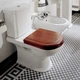 Сиденье для унитаза VILLEROY&BOCH Hommage 99266100 дерево 374x445мм 170мм между креплениями темный орех - изображение 4
