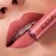 Жидкая матовая помада ZOEVA Pure Velours Lips Liquid Lipstick Natural Aesthetic 6.5 мл - изображение 2