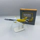 Ліцензійна модель літака Boeing 737-800 Bees Airline. Масштаб 1:250 - изображение 5