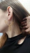 Массивные женские серьги DeKolie ER0009 золотистые - изображение 2