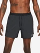 Спортивные шорты мужские Nike Dri-Fit Stride DM4755-010 2XL Черные (195870397944) - изображение 3
