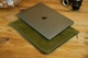 Кожаный чехол для MacBook на молнии с войлоком Дизайн №41, натуральная Винтажная кожа, цвет Оливковый - изображение 4